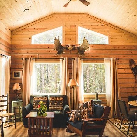 Denali Wild Stay - Moose Cabin, Free Wifi, 2 Private Bedrooms, Sleep 6 Healy Exteriör bild