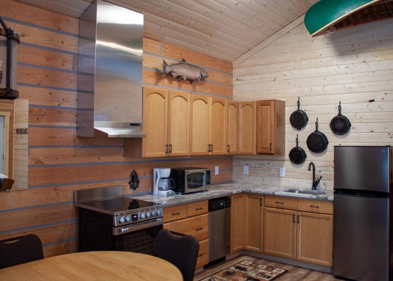 Denali Wild Stay - Moose Cabin, Free Wifi, 2 Private Bedrooms, Sleep 6 Healy Exteriör bild