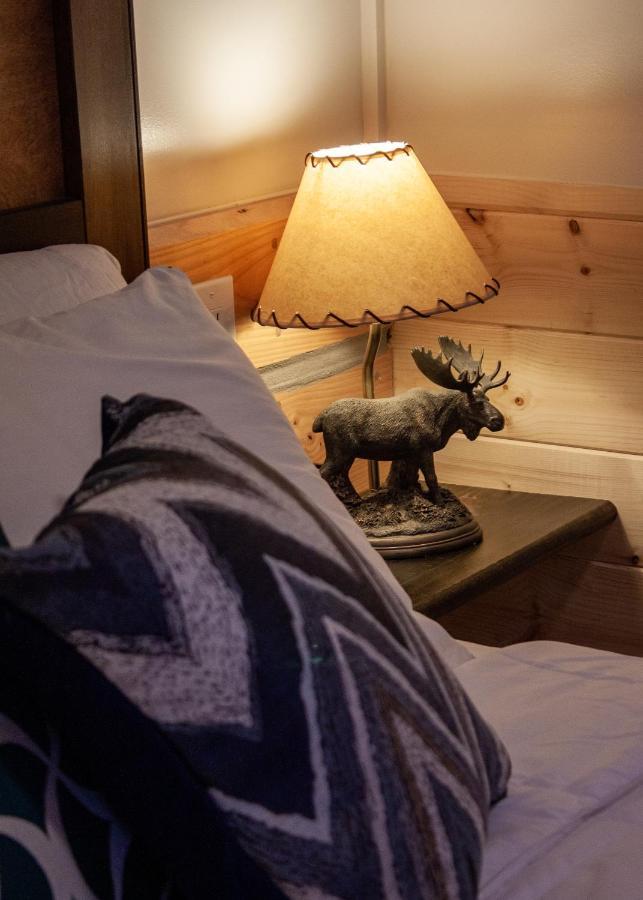 Denali Wild Stay - Moose Cabin, Free Wifi, 2 Private Bedrooms, Sleep 6 Healy Exteriör bild